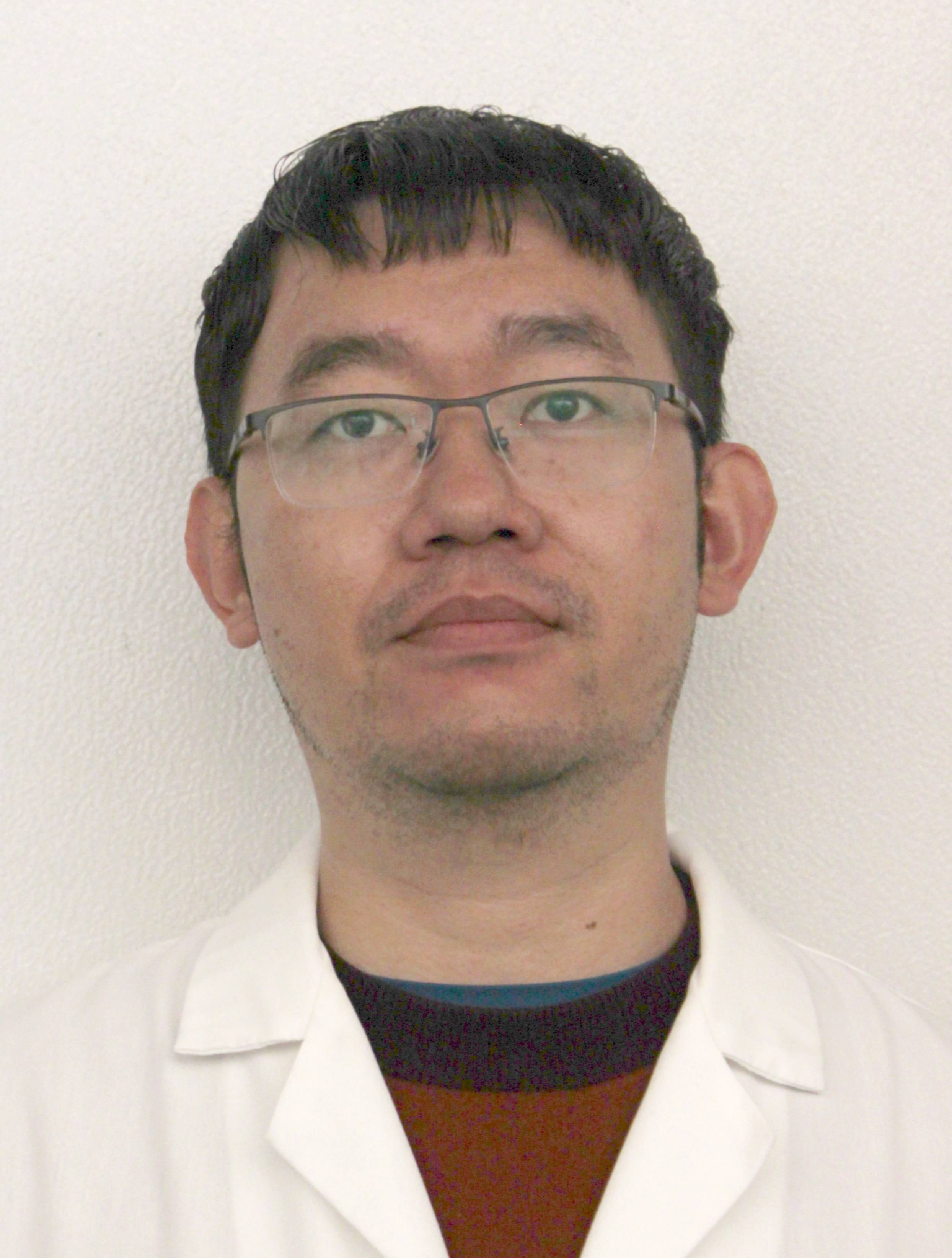 Gaun Lab member Suhua Li