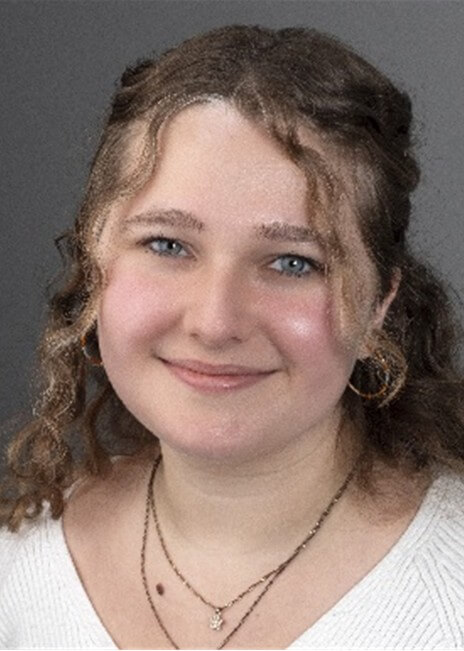 Melissa Amante_Headshot